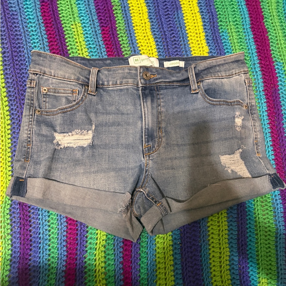 Denim jean blue light wash ripped women’s shorts 7/28